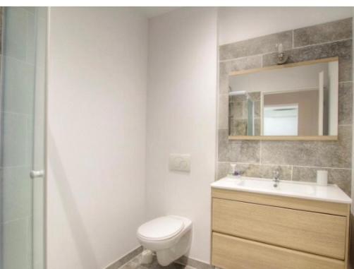 Appartement Tranquille En Bas De Villa Afa Exteriör bild